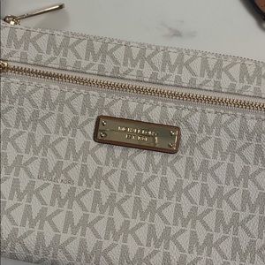 Michael Kors Clutch Hand Bag